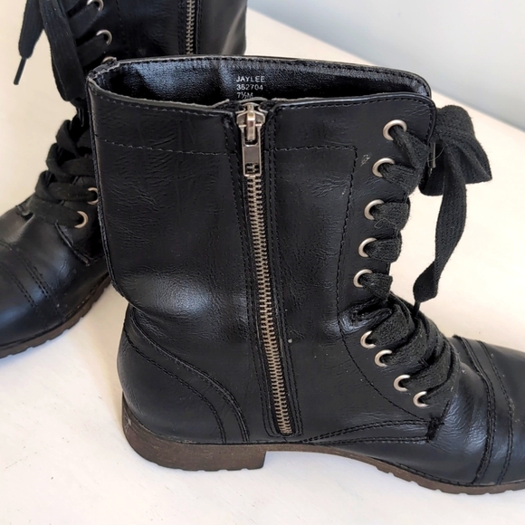 Combat Boots - Picture 4 of 4